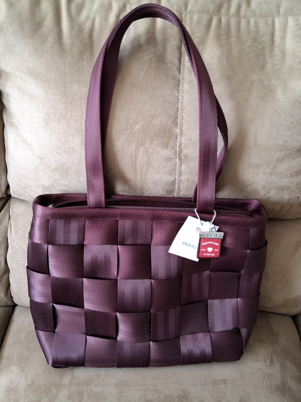 Harvey's Seatbelt Large Tote in Black Cherry NWT